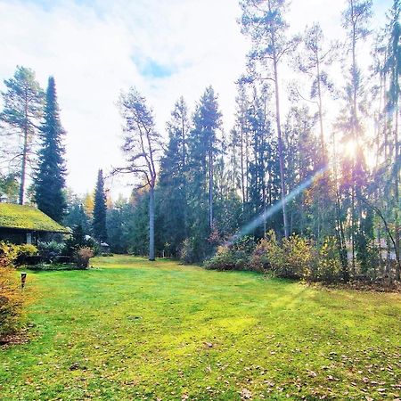 Bungalow Direkt Am See, Mit Eigenem Boot Родінг Екстер'єр фото