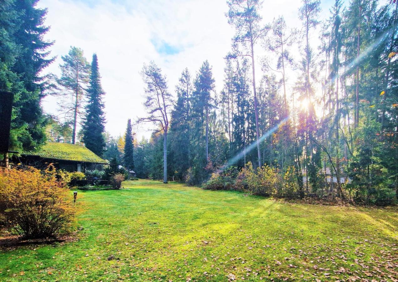 Bungalow Direkt Am See, Mit Eigenem Boot Родінг Екстер'єр фото